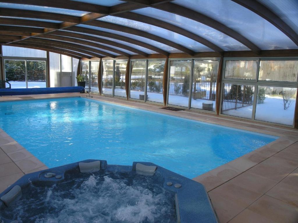 Logis Hotel Le Lac Embrun Eksteriør billede